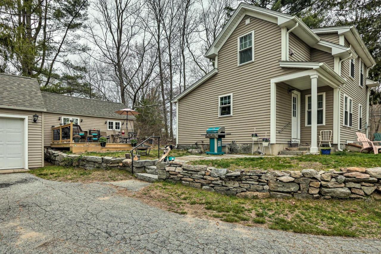 Remodeled Farmhouse In Waterford Near 2 Beaches! エクステリア 写真